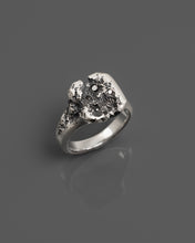 Load image into Gallery viewer, MALTIPR-DIAMONDS-RING
