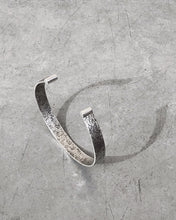 Load image into Gallery viewer, CORROS-CUFF-BRACELET