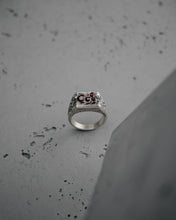 Load image into Gallery viewer, RETTA-GARNETS-RING