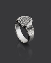 Load image into Gallery viewer, VEIN-STAMP-RING