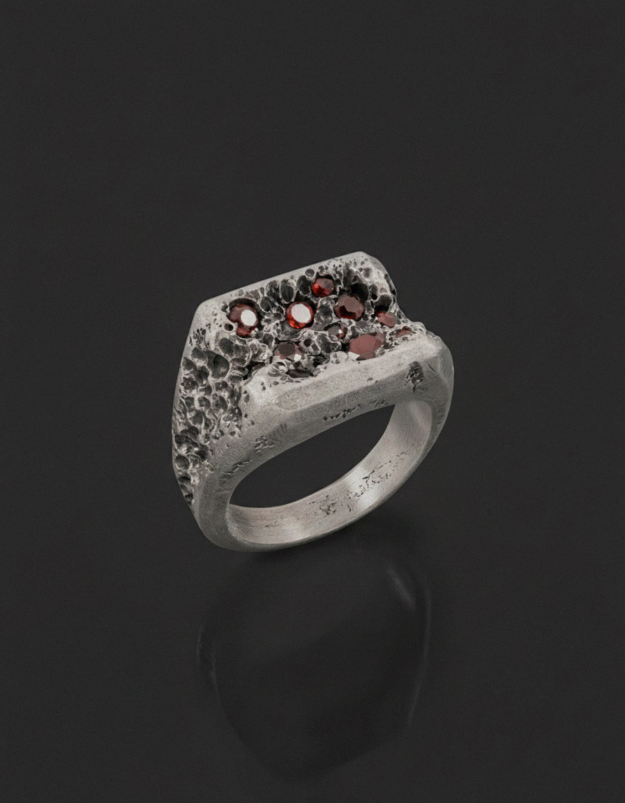 RETTA-GARNETS-RING