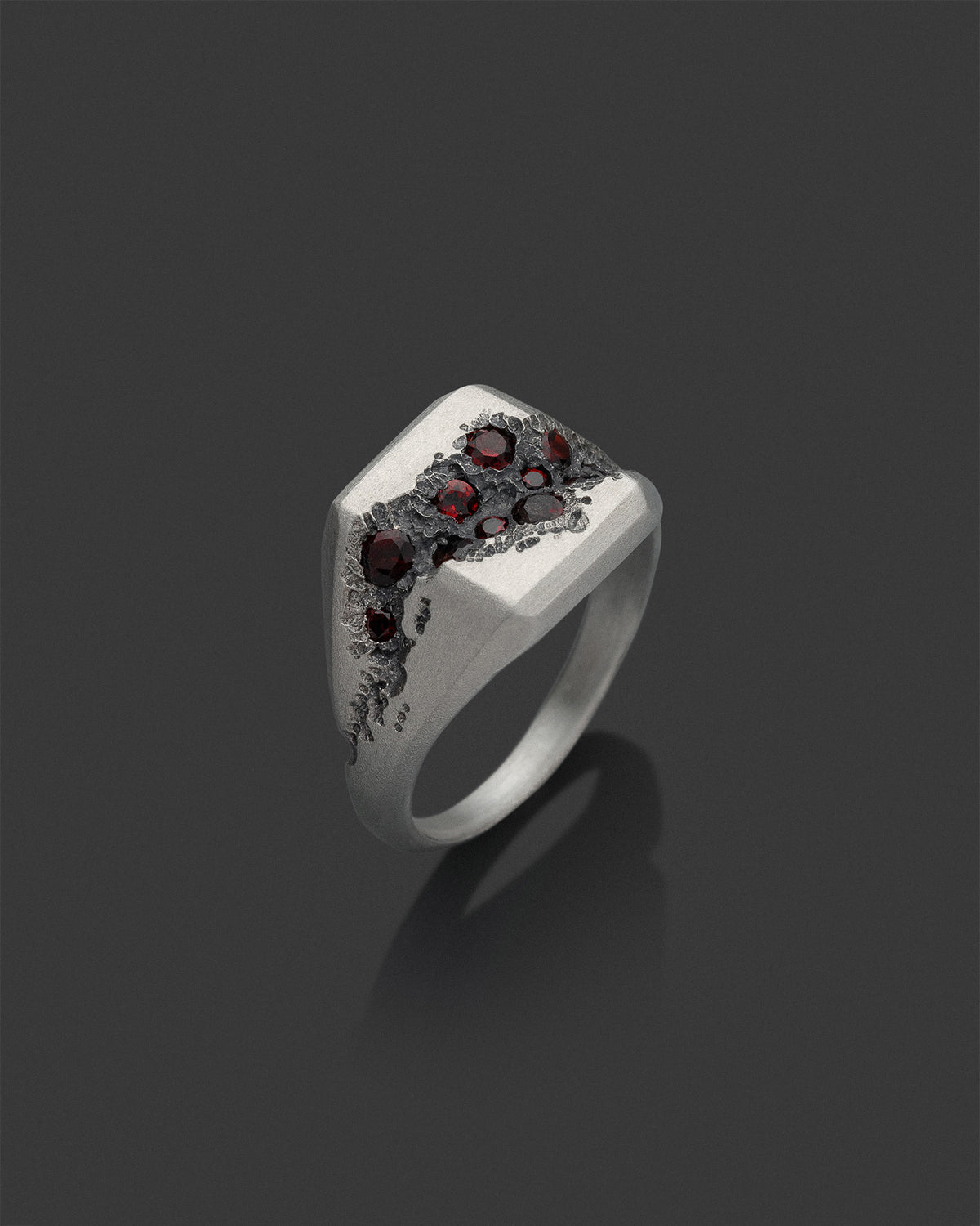 FATM-RED-GARNETS-RING hand-carved sterling silver ring