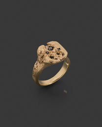 GOLD-MALTIPR-BLACK hand-carved solid gold ring