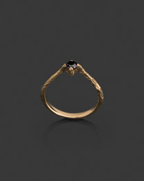 LEVOA-DIAMOND-RING hand-carved solid gold ring