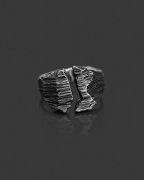 PRIMIT-SIGNET-RING hand-carved sterling silver signet ring