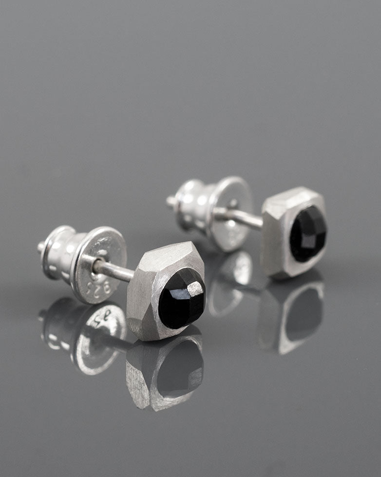 DOTZ-EARRINGS