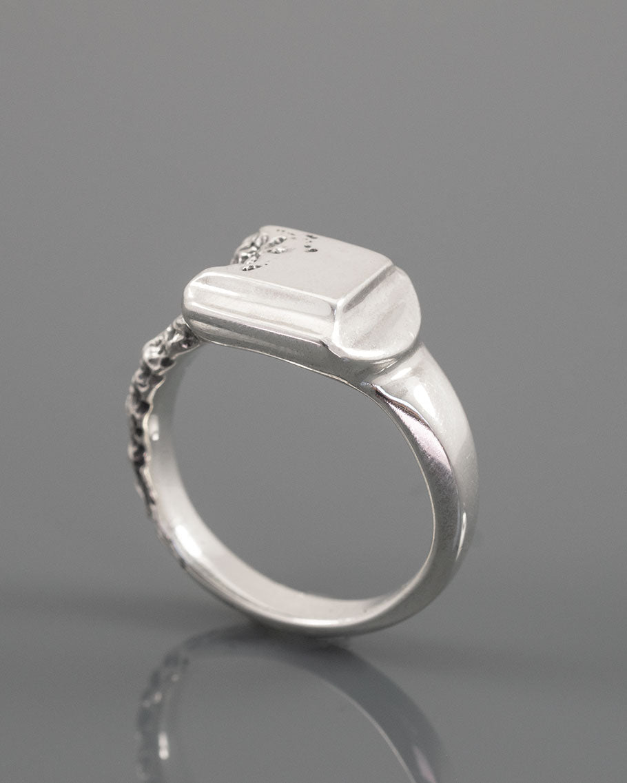 RAMI-SIGNET-RING