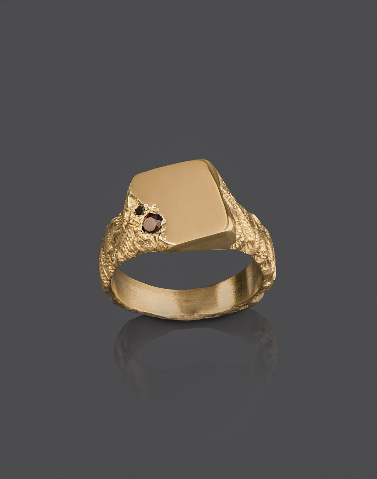 GOLD-KIGK-RING