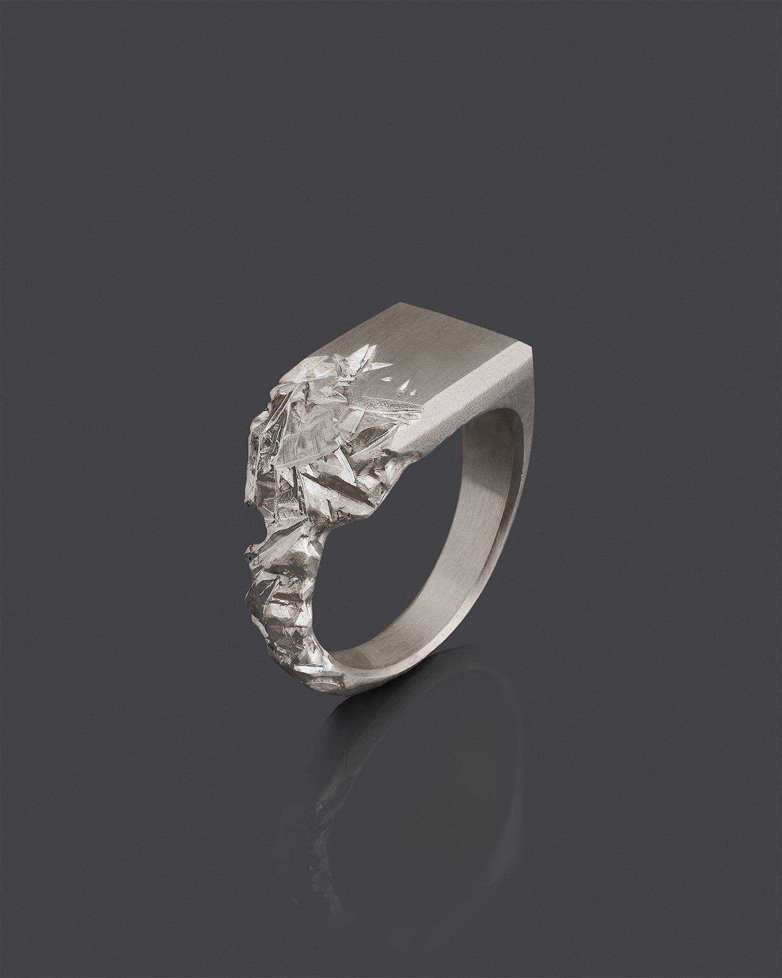 RYVK-SIGNET-RING