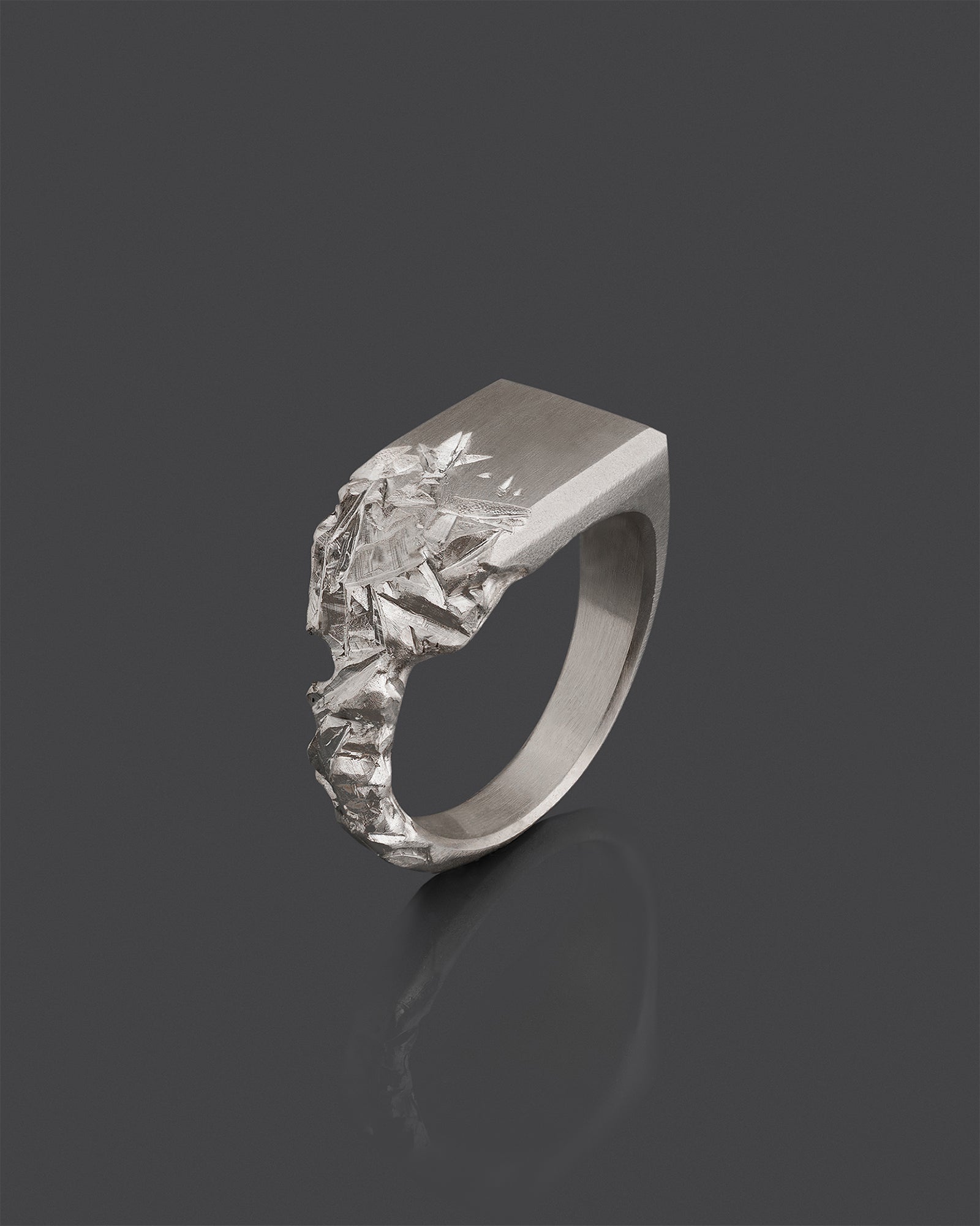 RYVK-SIGNET-RING