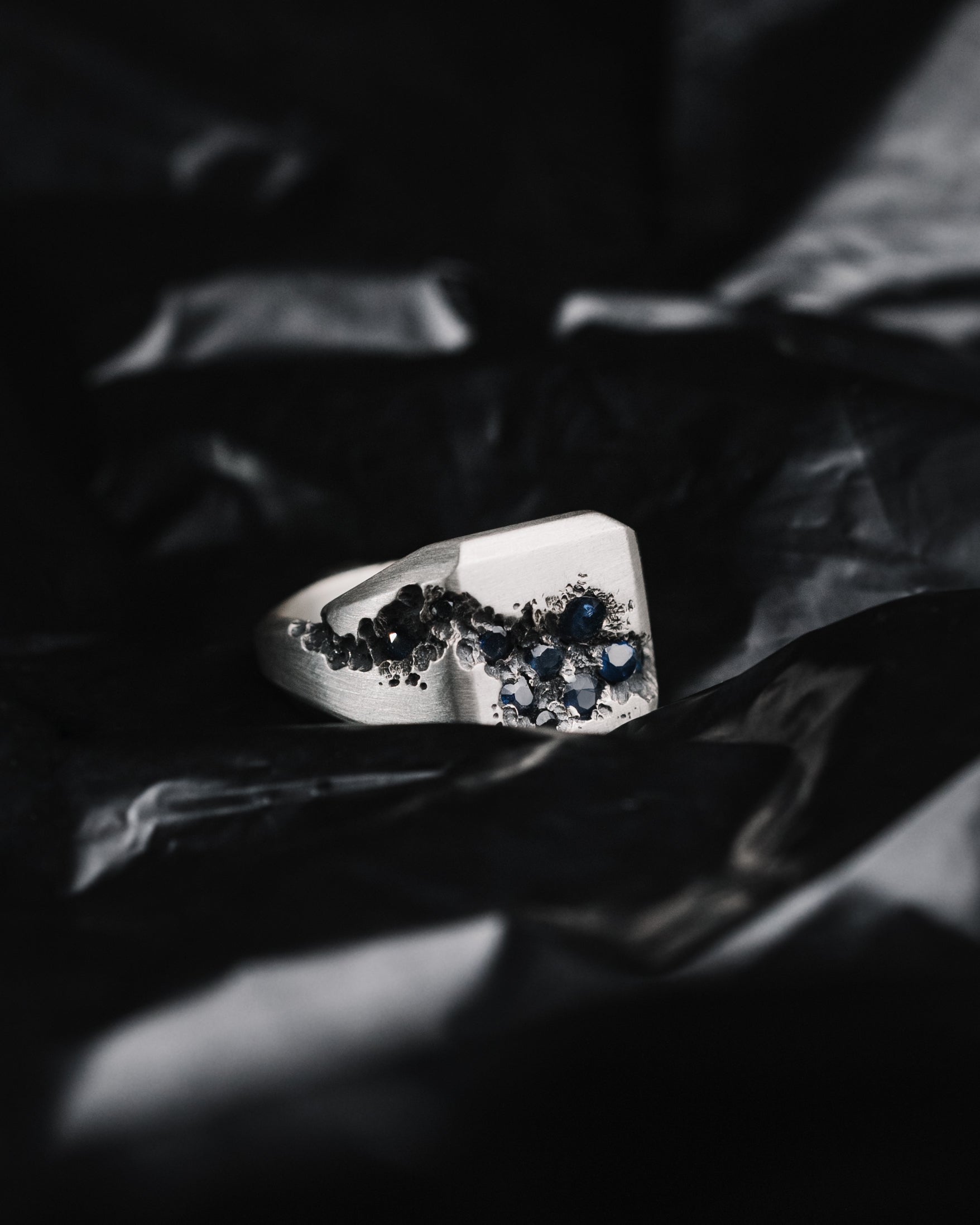 FATM-BLUE-SAPPHIRES-RING