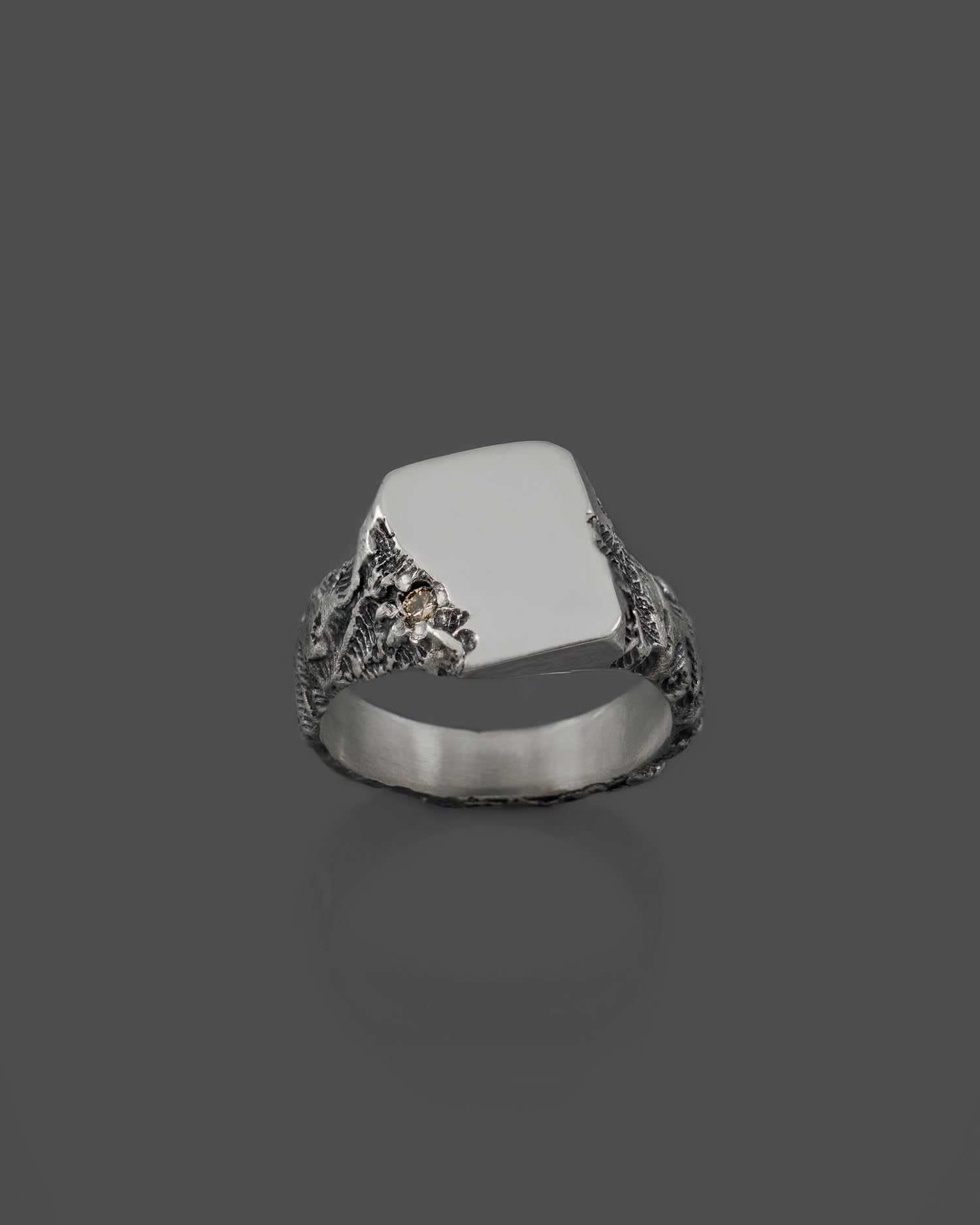 KIGK-CHAMPAGNE-DIAMOND-RING