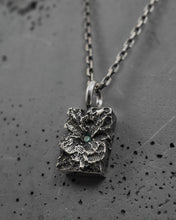 Load image into Gallery viewer, WAVR-BLUE-DIAMOND-PENDANT