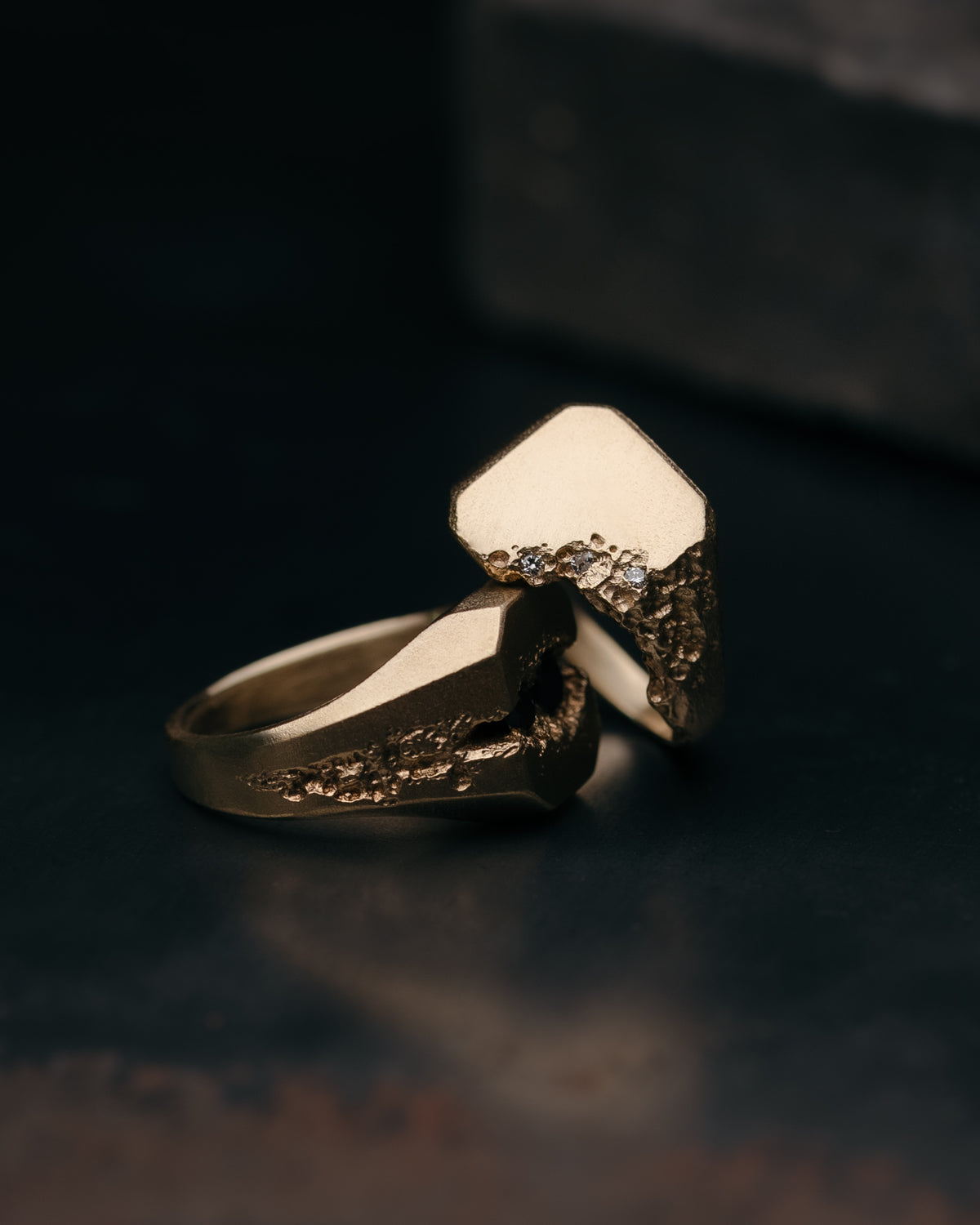 GOLD-TROENU
