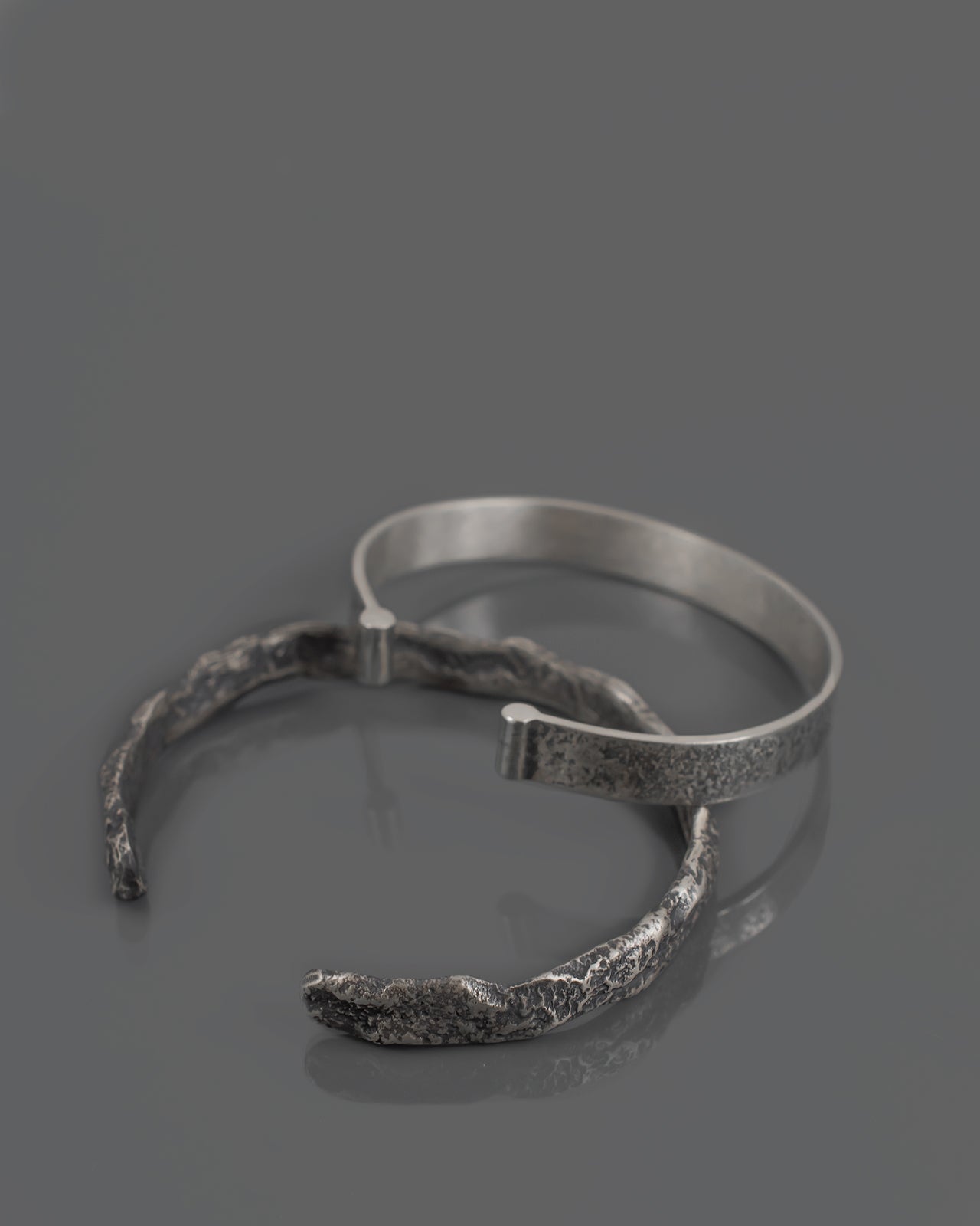 MOLTA-CUFF-BRACELET