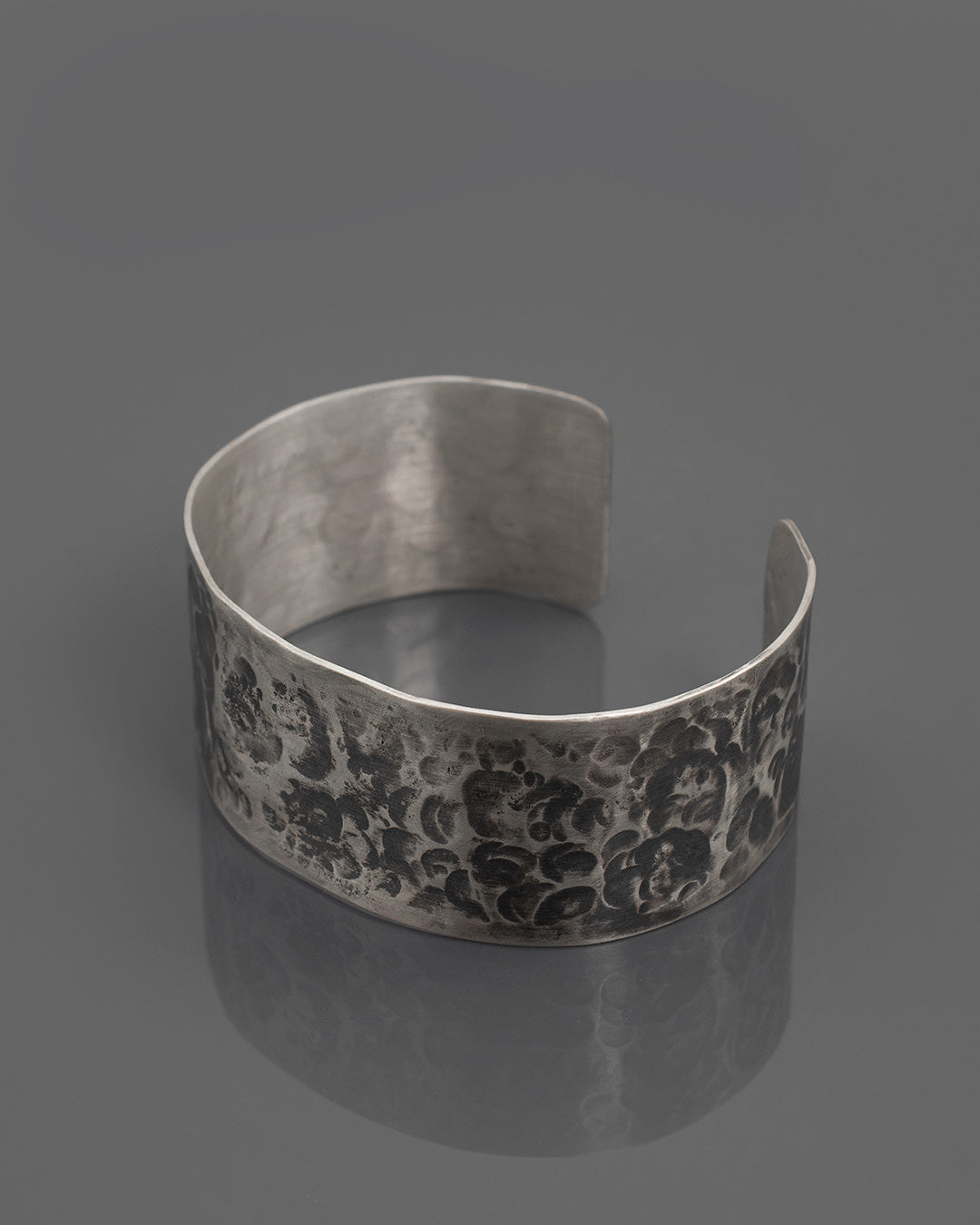 HAMME-CUFF-BRACELET