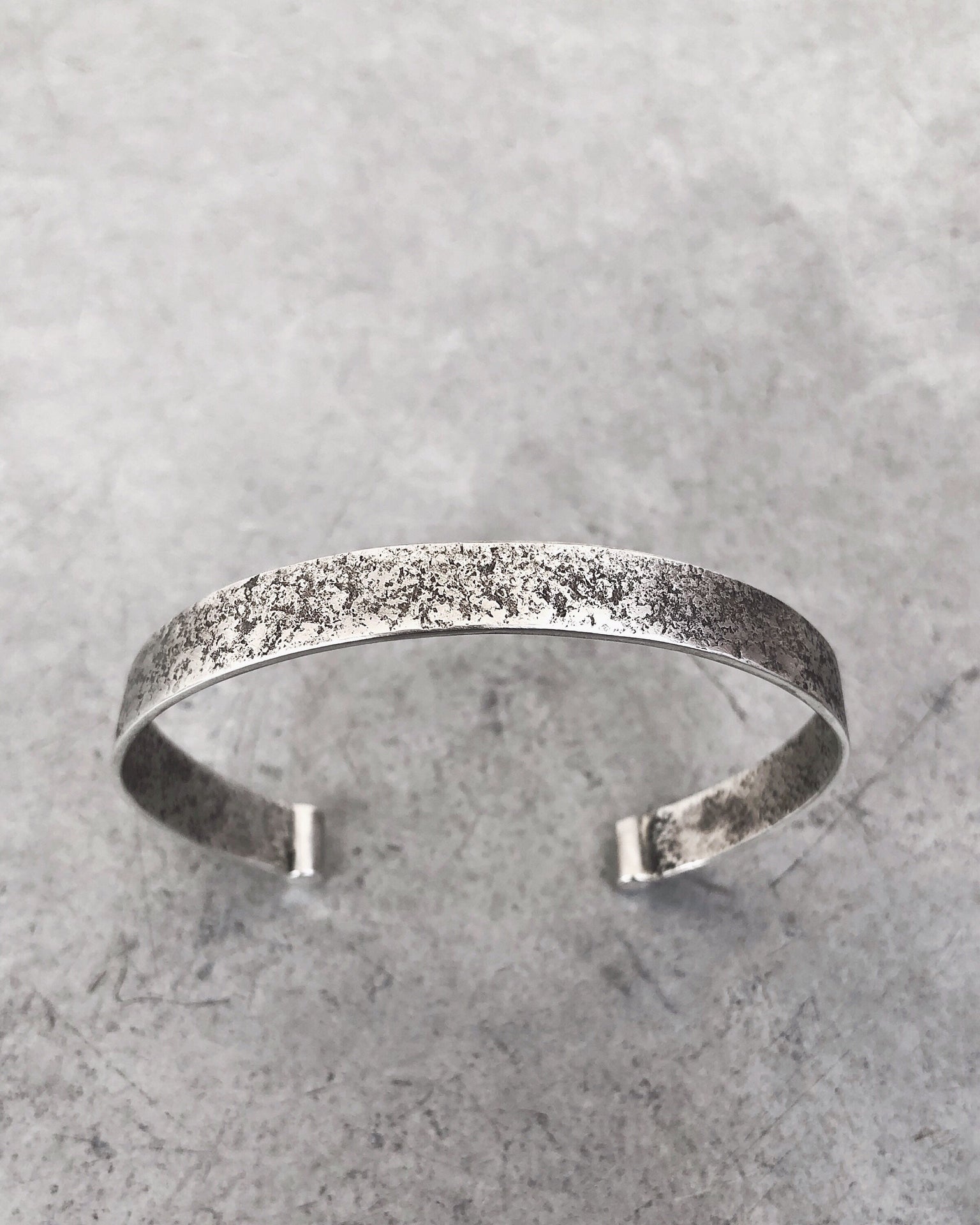 CORROS-CUFF-BRACELET