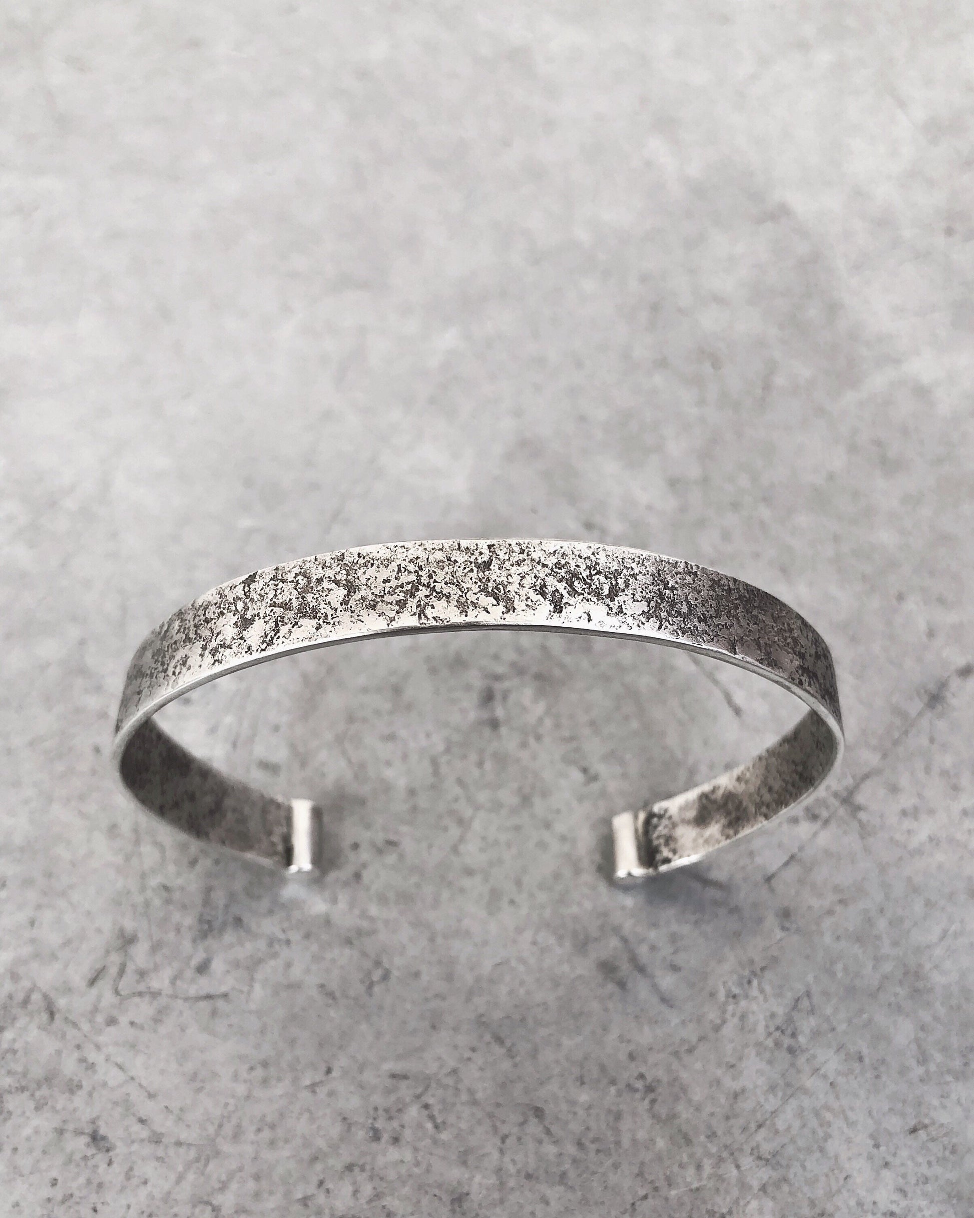 CORROS-CUFF-BRACELET