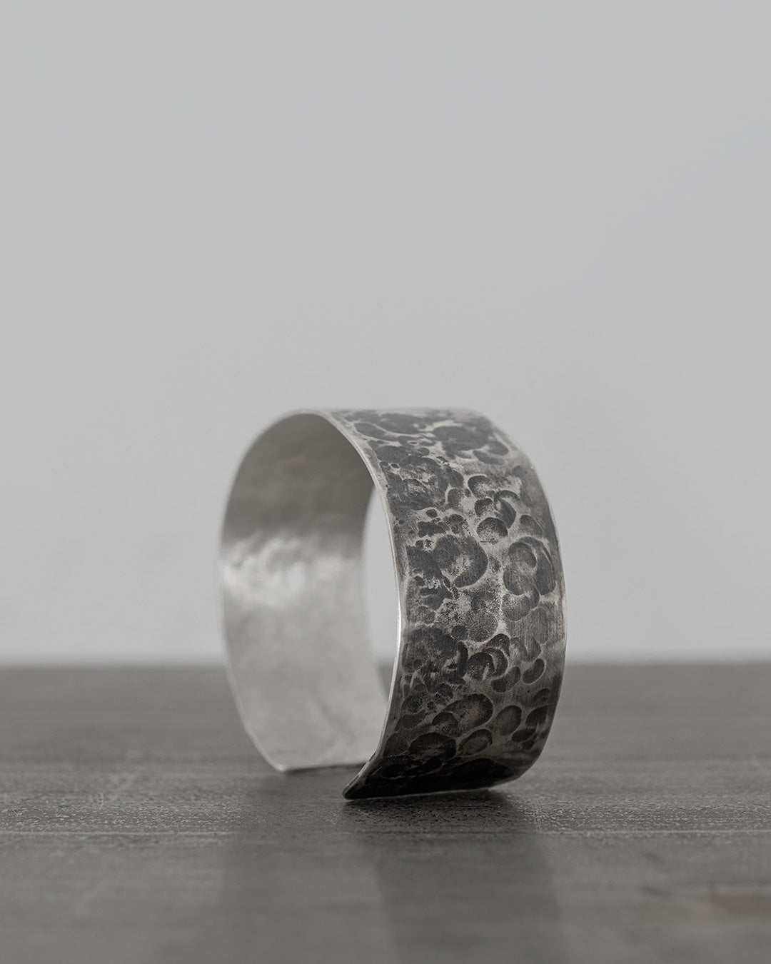 HAMME-CUFF-BRACELET