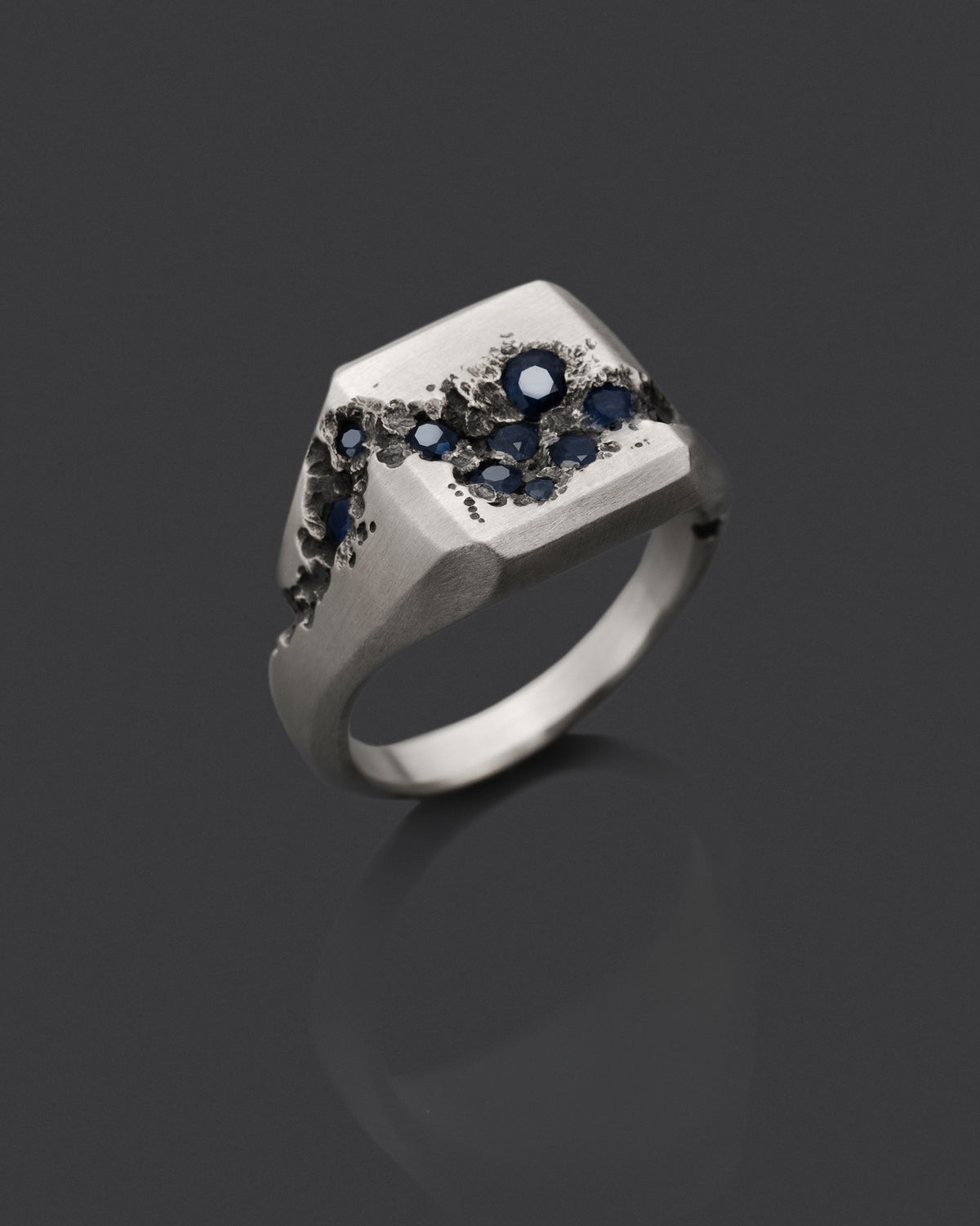 FATM-BLUE-SAPPHIRES-RING