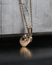 GOLD-KTAGO-PENDANT