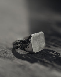 LEFAE-SIGNET-RING
