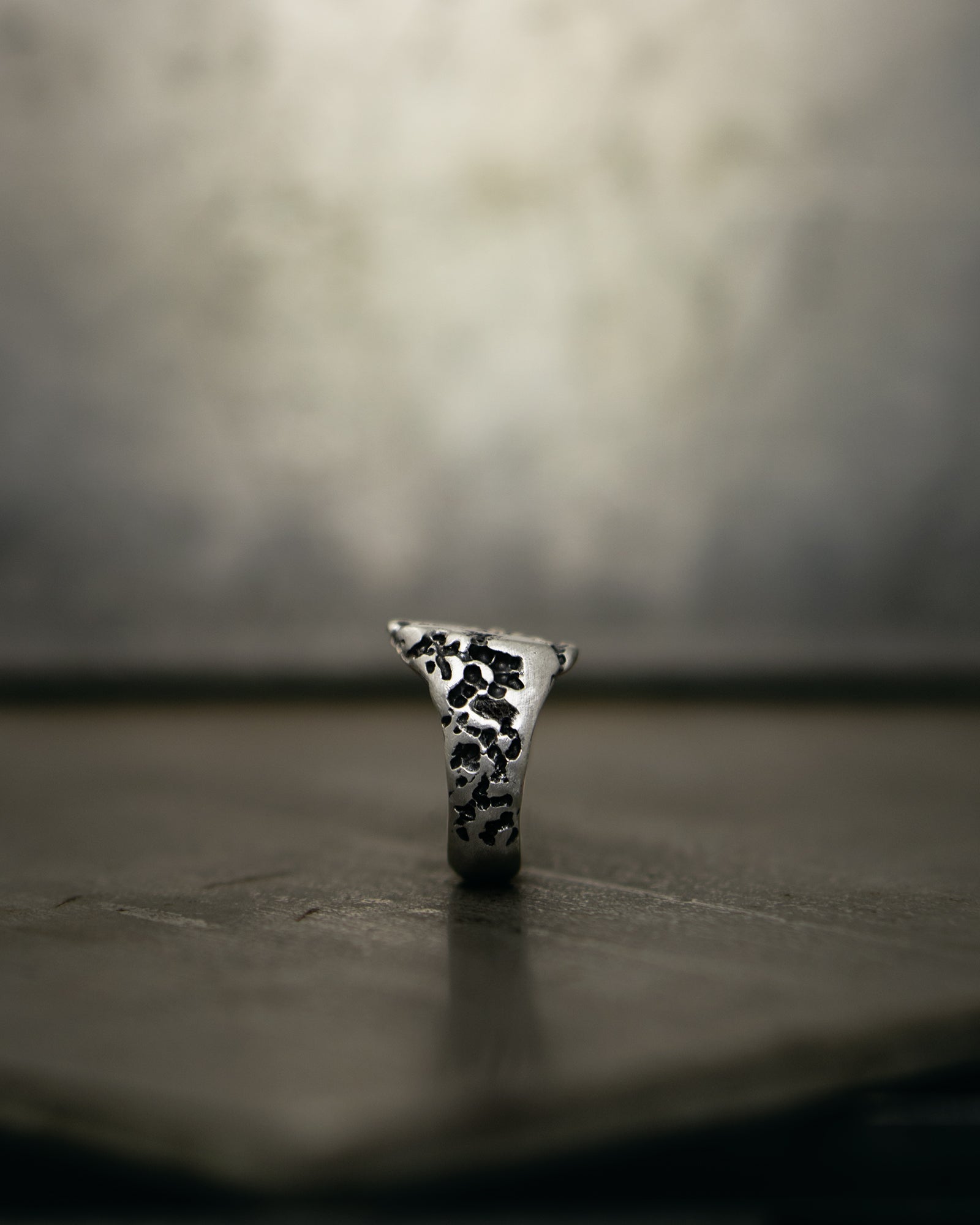 PLAGU-DIAMONDS-RING