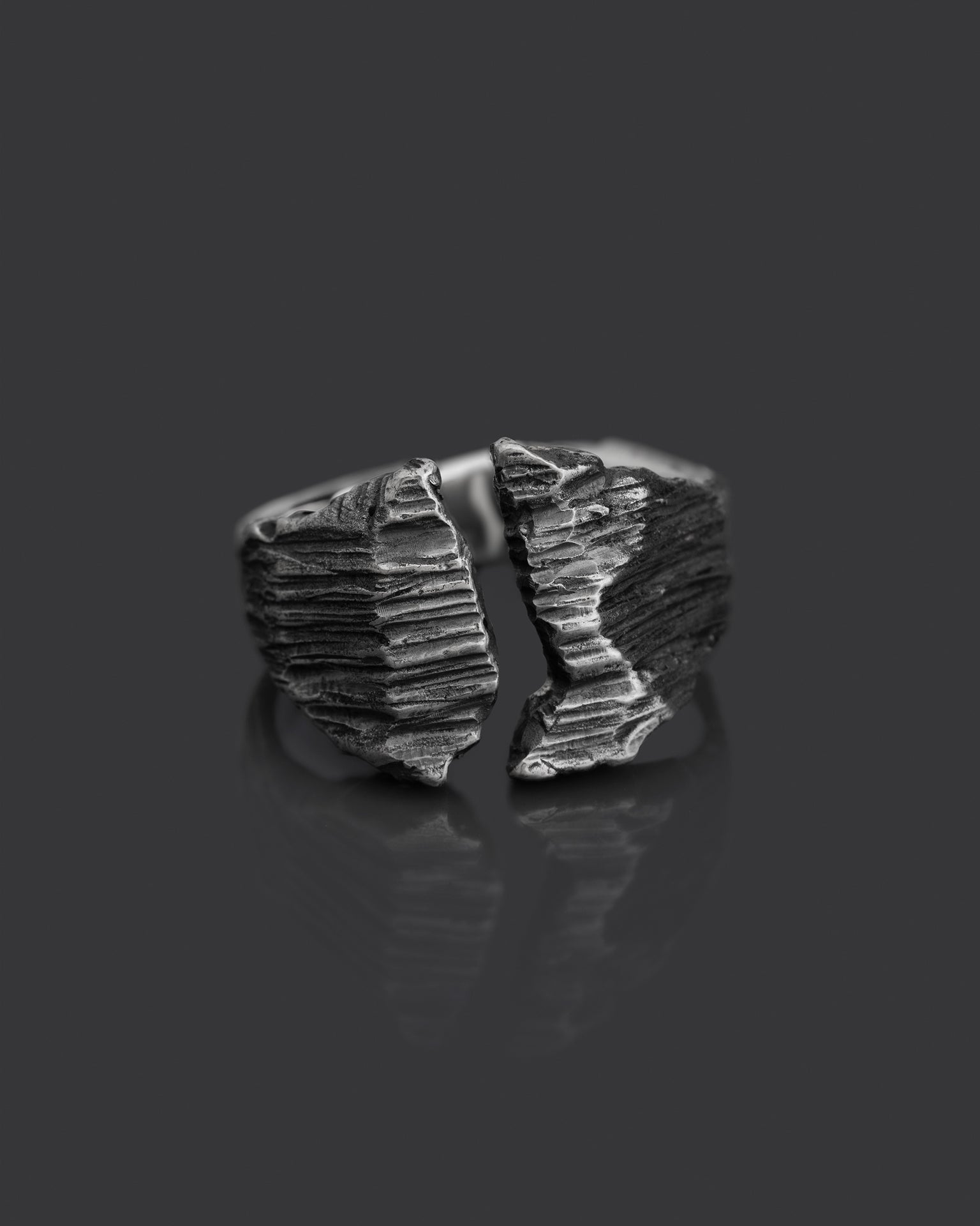 PRIMIT-SIGNET-RING