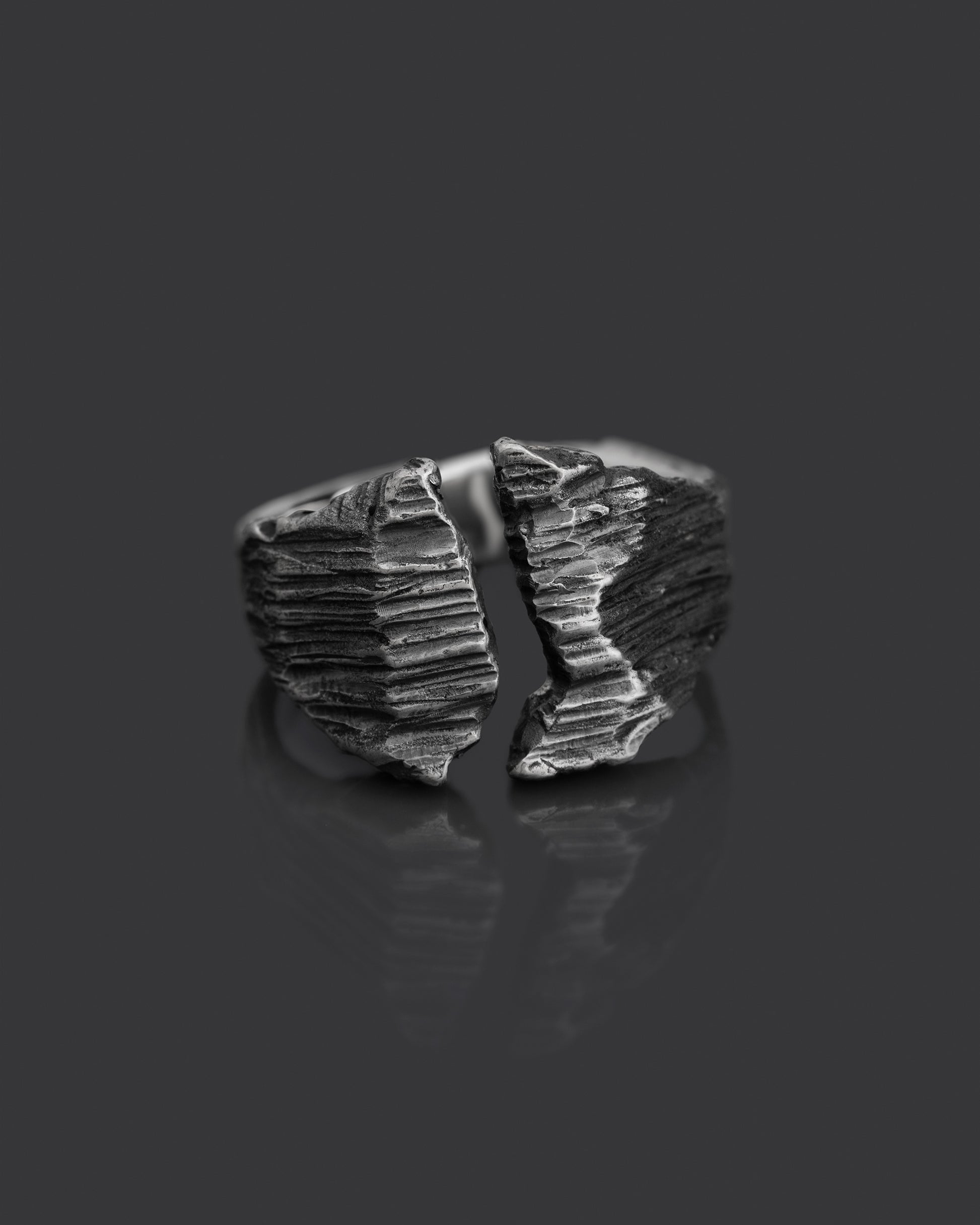 PRIMIT-SIGNET-RING
