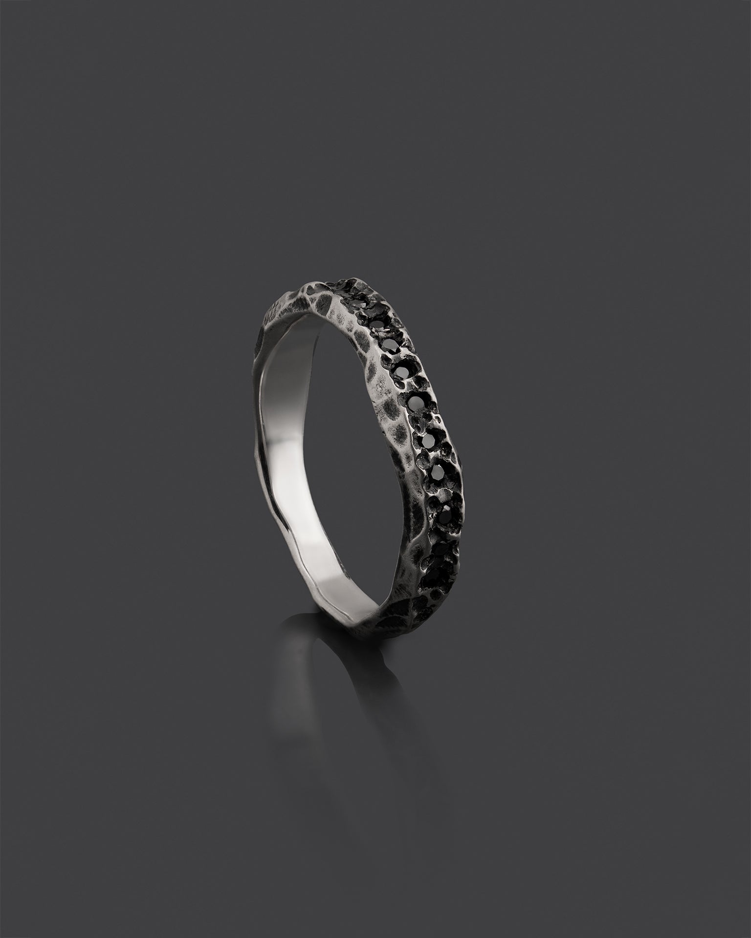 RAVERM-RING