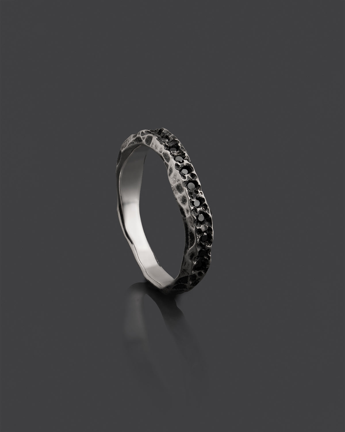 RAVERM-RING