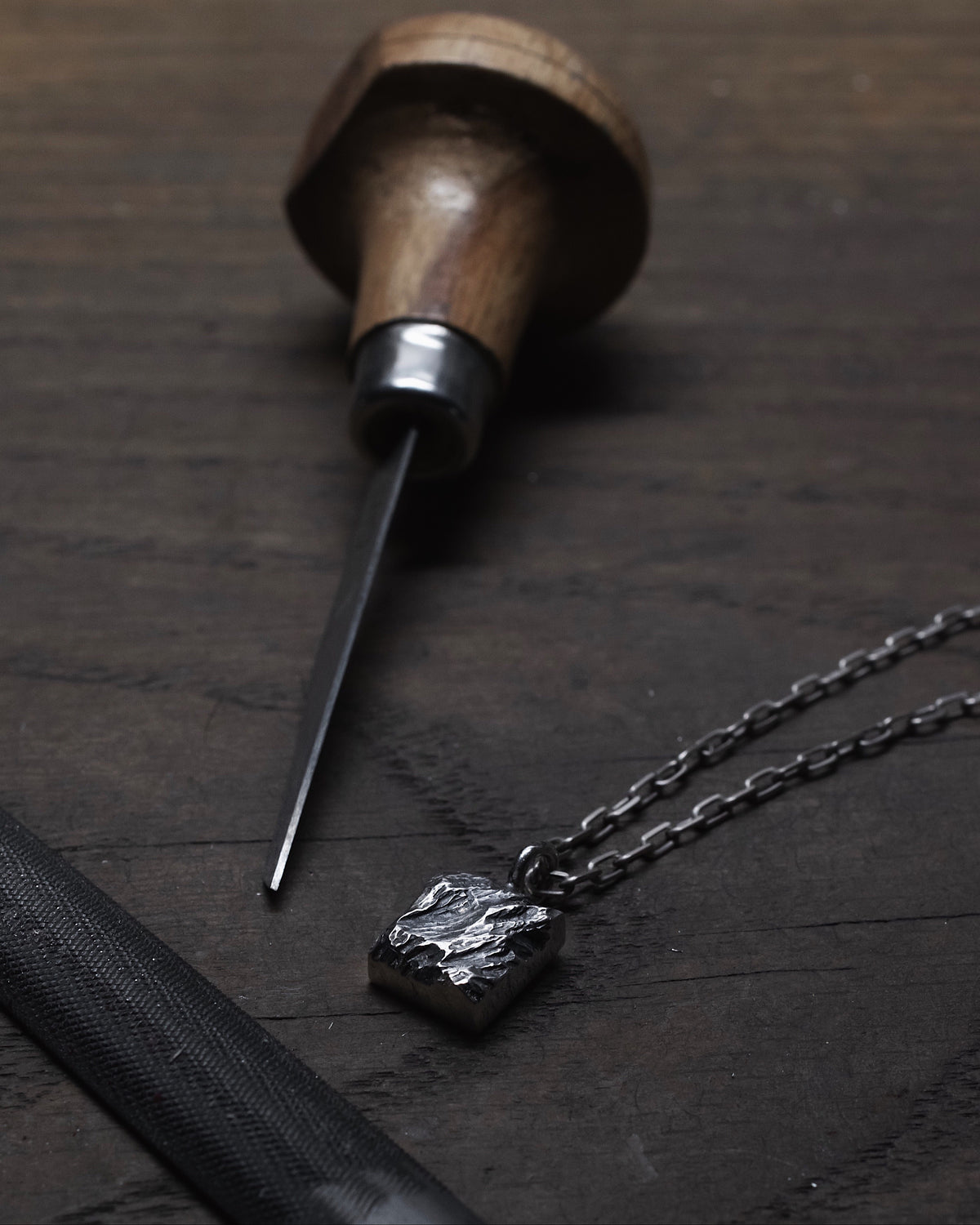 SLAB-PENDANT