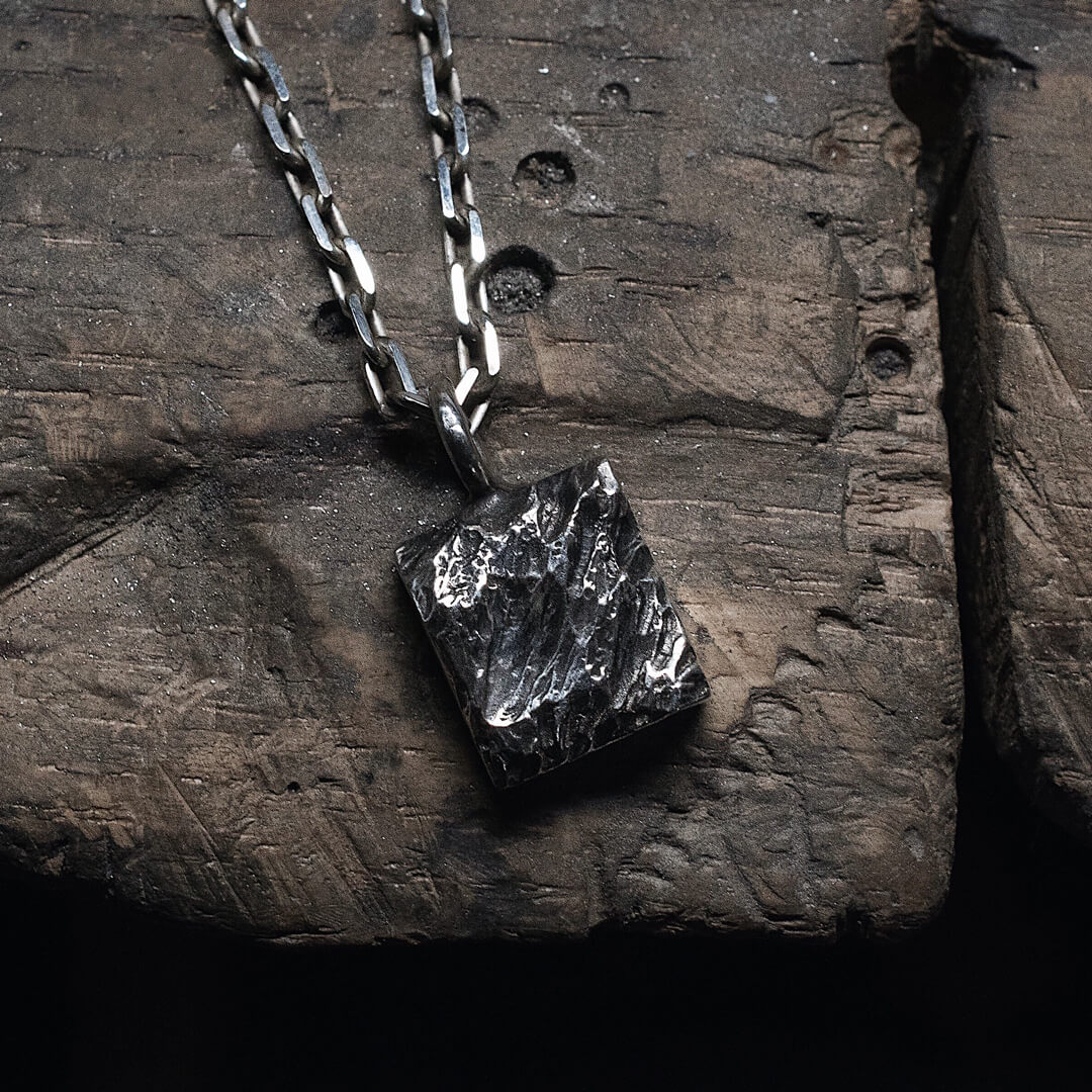 SLAB-PENDANT