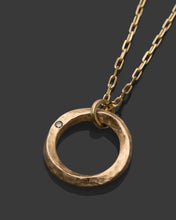 Load image into Gallery viewer, TWISTED-PENDANT-GOLD