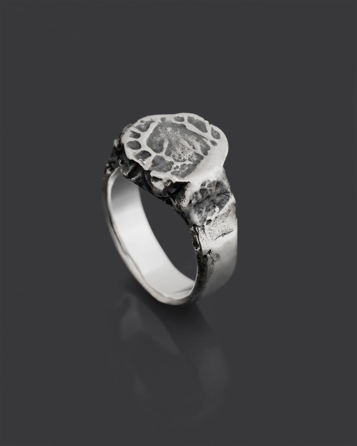 VEIN-STAMP-RING
