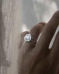VEIN-STAMP-RING